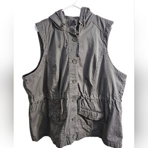Maurices Gray Hooded Utility Vest, 3X